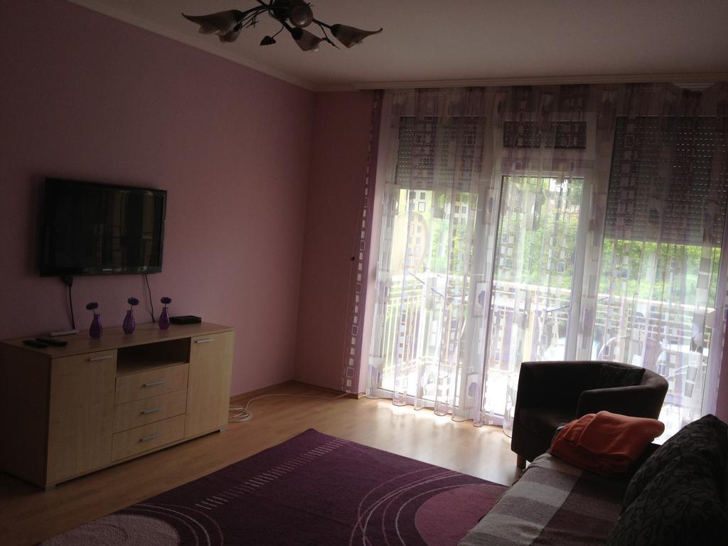Yuliya Apartment Heviz Bagian luar foto